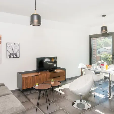 Sunshine Avec Jacuzzi Privatif Вилла Сарла-ла-Канеда